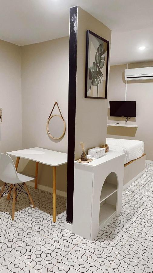 مبيت وإفطار Juni House تشمبتون المظهر الخارجي الصورة