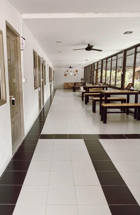 مبيت وإفطار Juni House تشمبتون المظهر الخارجي الصورة