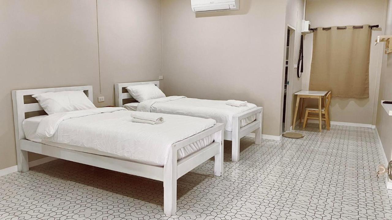 مبيت وإفطار Juni House تشمبتون المظهر الخارجي الصورة