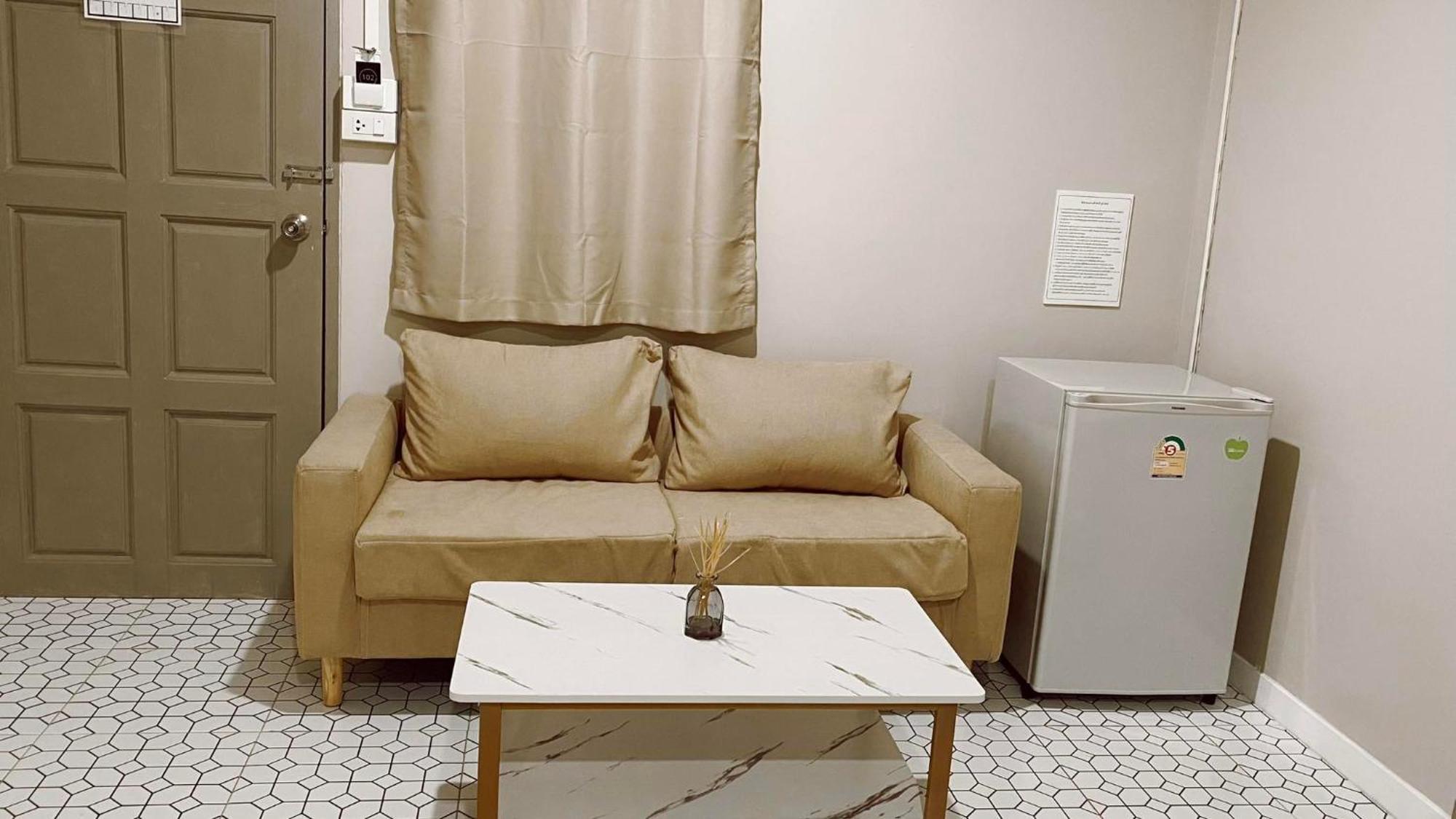 مبيت وإفطار Juni House تشمبتون المظهر الخارجي الصورة