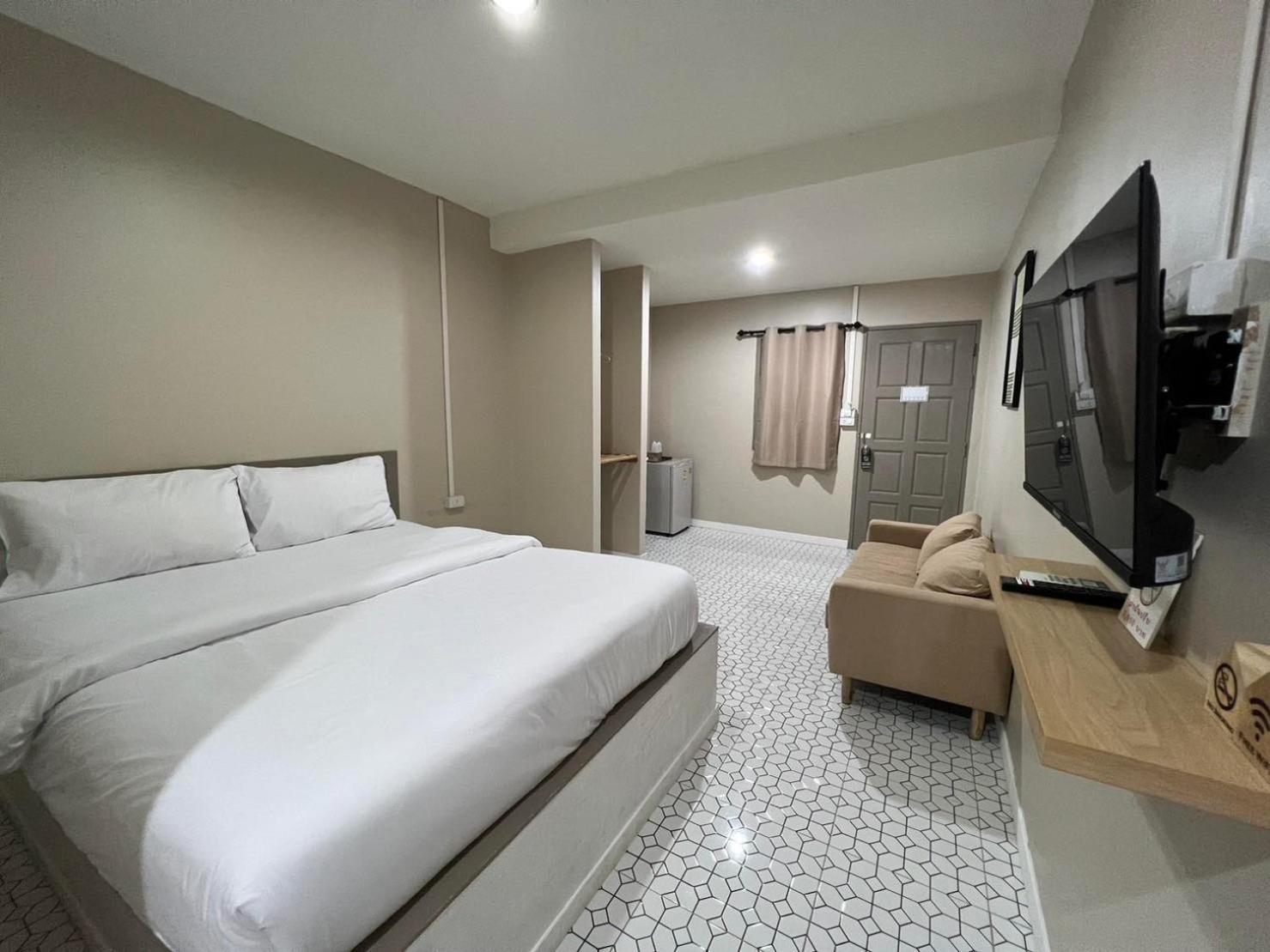 مبيت وإفطار Juni House تشمبتون المظهر الخارجي الصورة
